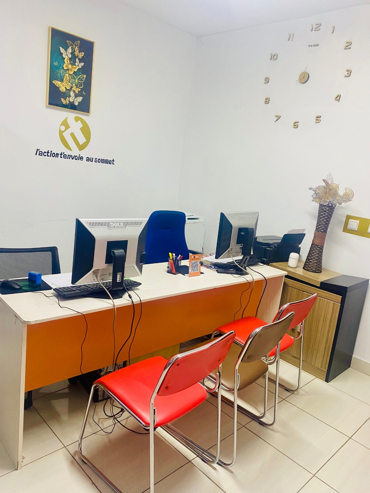 Bureau Izrael Trade — Angré, Abidjan